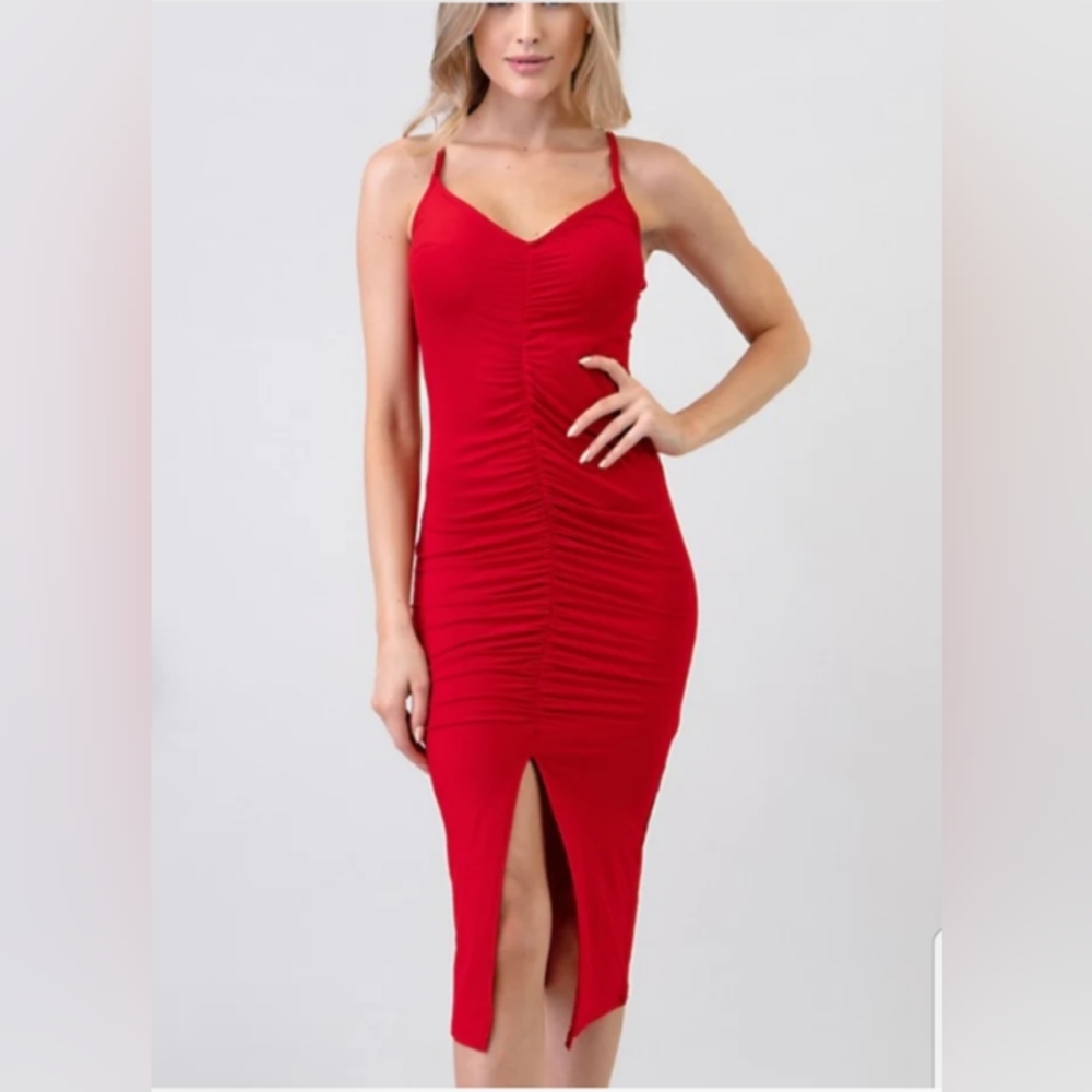 ♥️ Heart & Hips Red Dress♥️